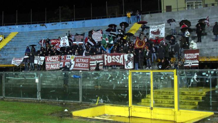 Tifosi Arezzo Foto LaPresse, Internews1908.it